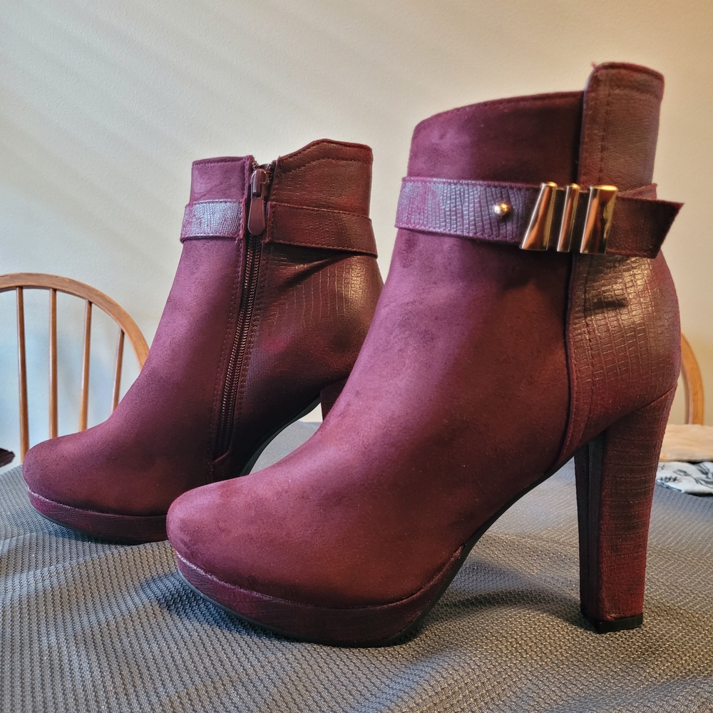 Maroon Ankle Boots with Gold Accent